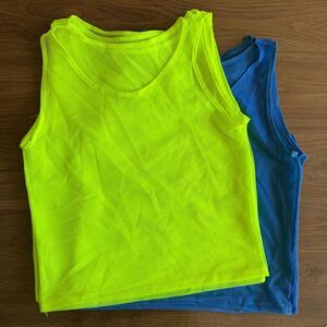 11 Pinnies Scrimmage Vests Team Mesh Practice Jersey for Big Kids, Youth